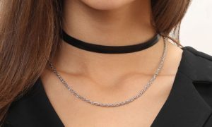 On craque toutes pour le collier Chocker